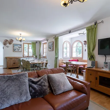 Villa Spacious In Zell Am Near Area
