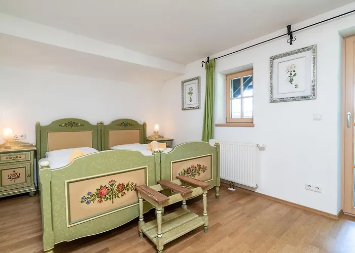 Villa In Zell Am See Near Lake