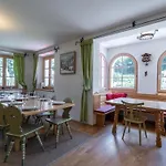 Villa Villa In Zell Am See Near Lake Zell am See