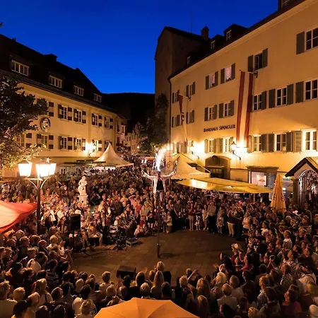 ヴィラ In Zell Am Near ツェル アム ゼー